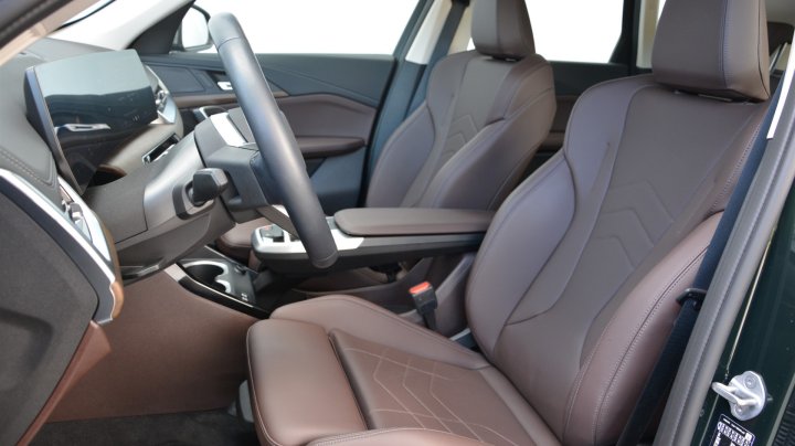 BMW iX1 xDrive30 2025