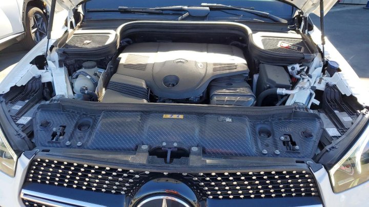 Mercedes-Benz GLE  2021
