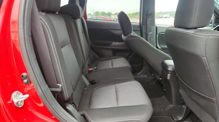 Mitsubishi Outlander  2018
