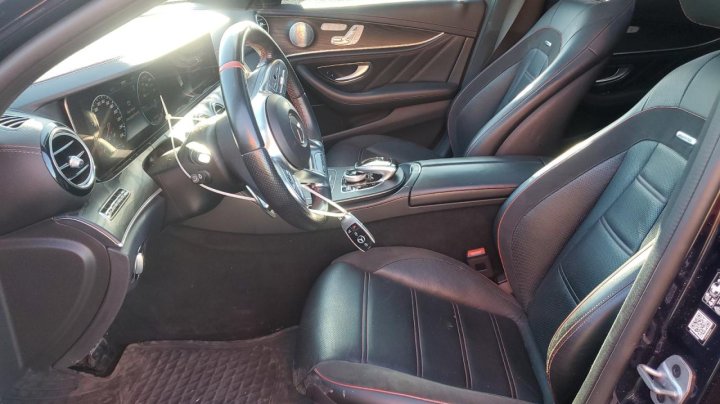 Mercedes-Benz E  2019