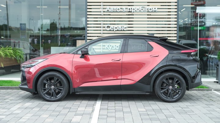 Toyota C-HR GR SPORT 2025