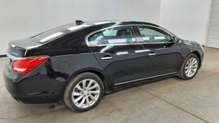 Buick Lacrosse  2016