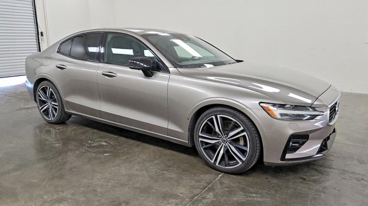 Volvo S60  2019