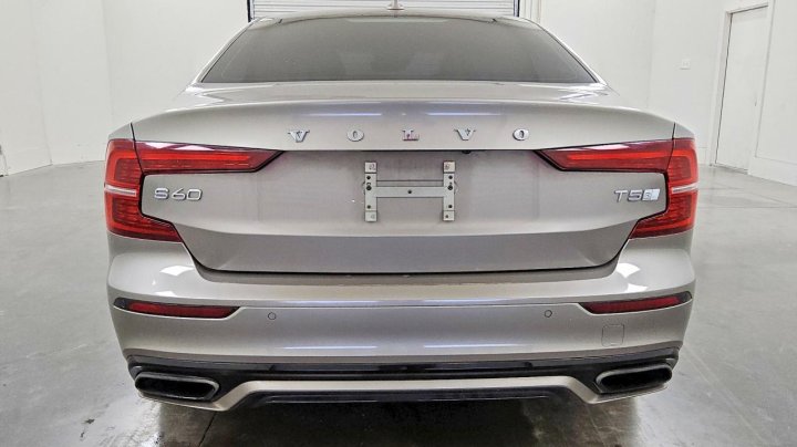 Volvo S60  2019