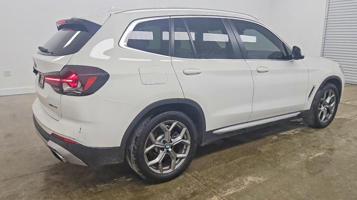 BMW X3  2023
