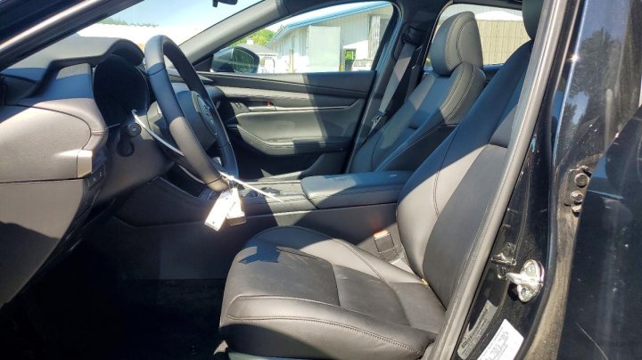 Mazda 3  2026