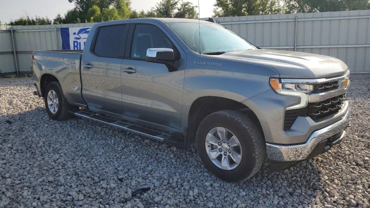Chevrolet Silverado  2026