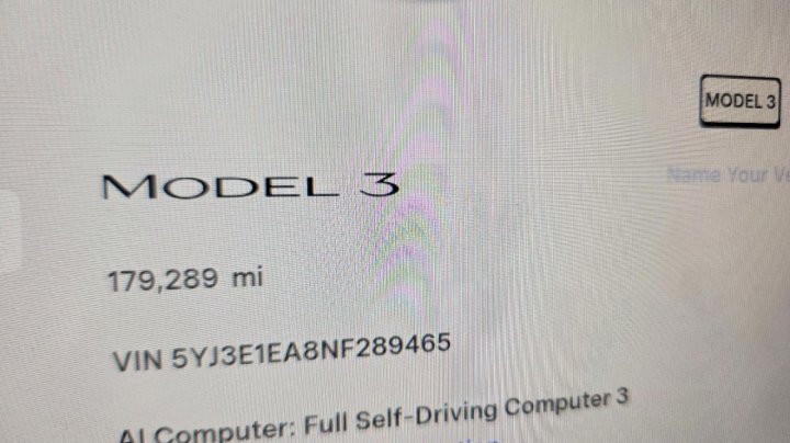 Tesla MODEL  2022
