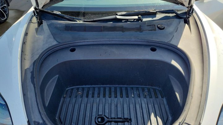 Tesla MODEL  2022