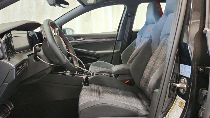 Volkswagen GTI  2026