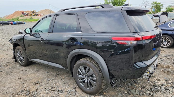 Nissan Pathfinder  2026