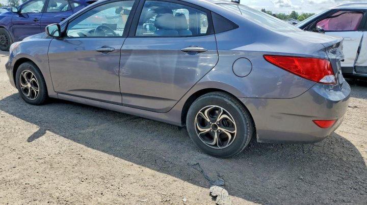 Hyundai ACCENT  2015