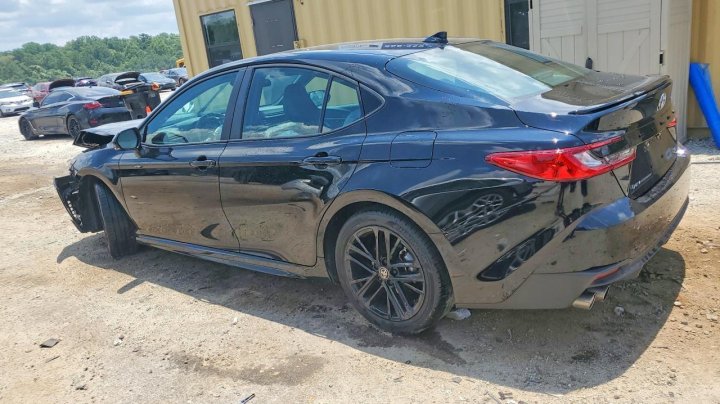 Toyota Camry  2026