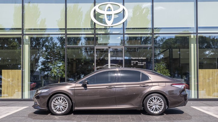 Toyota Camry Premium 2020