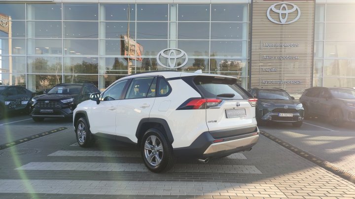 Toyota RAV4 Active + 2023