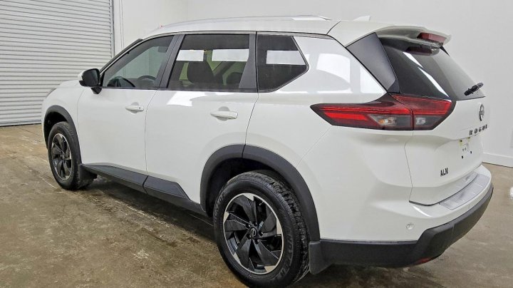Nissan ROGUE  2025