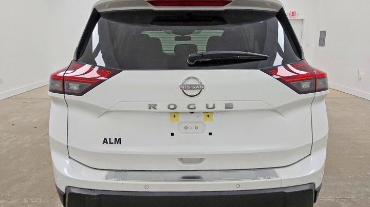 Nissan ROGUE  2025