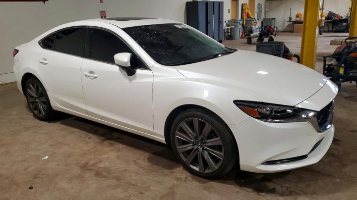 Mazda 6  2020