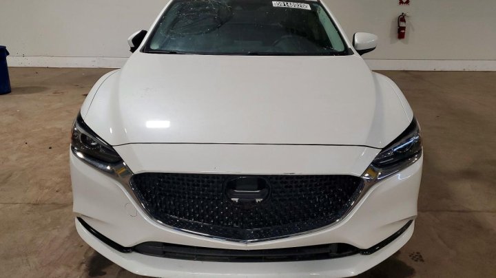 Mazda 6  2020