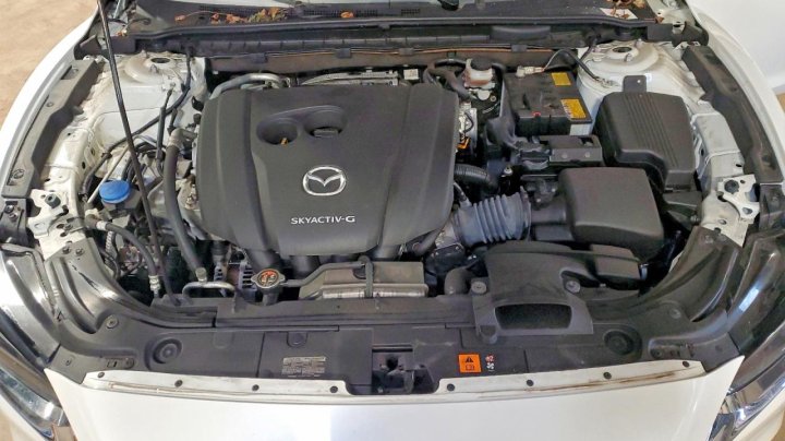 Mazda 6  2020