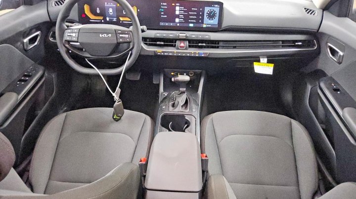 KIA K4  2025