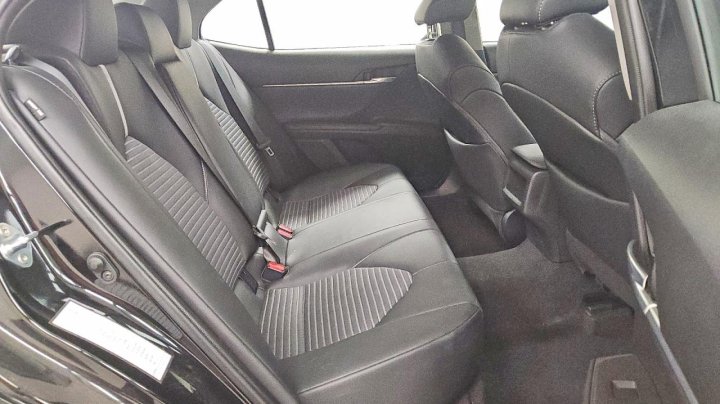 Toyota Camry  2023