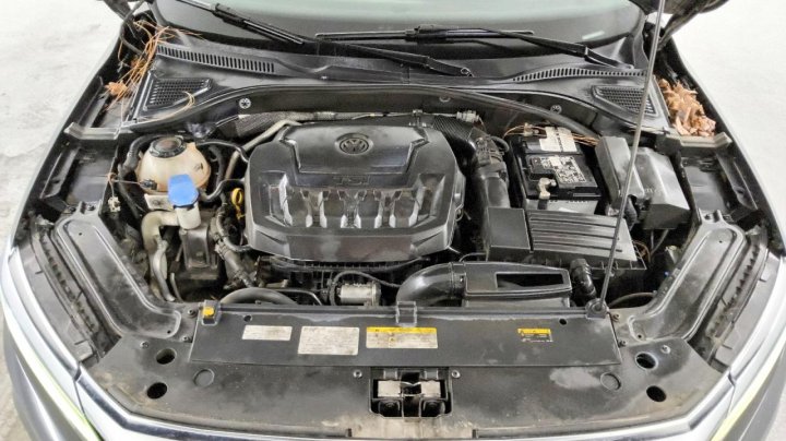 Volkswagen PASSAT  2021