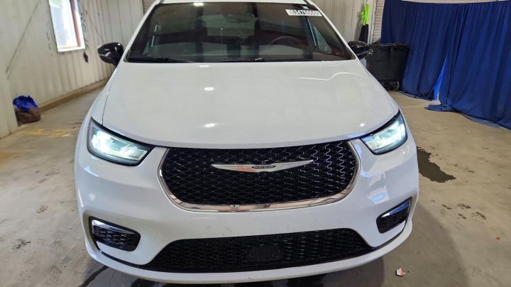 CHRYSLER Pacifica  2025