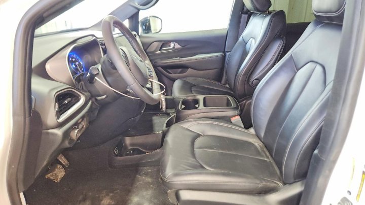 CHRYSLER Pacifica  2025