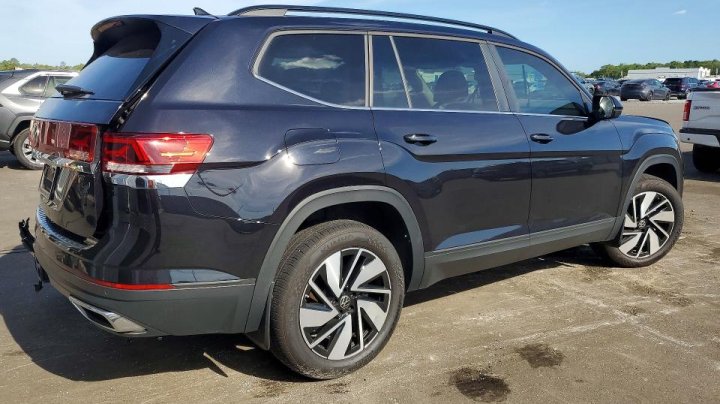 Volkswagen Atlas SE 2025