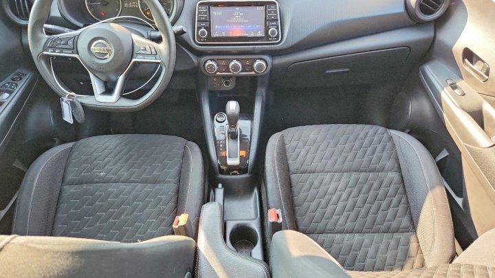 Nissan Kicks  2021