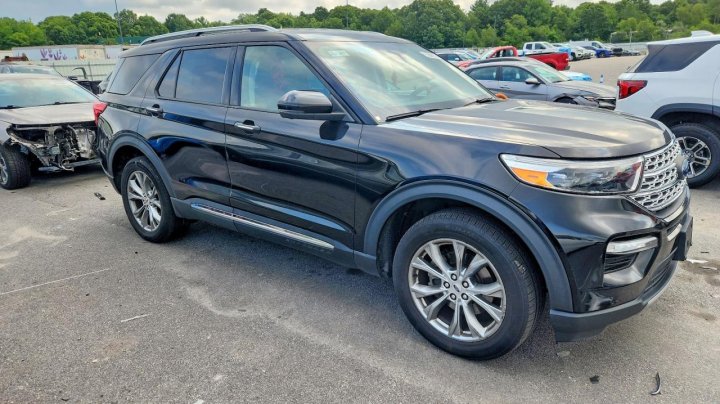 Ford Explorer  2022