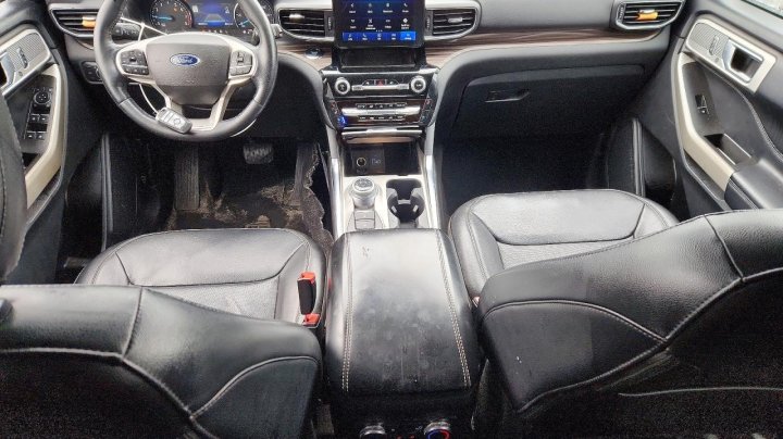 Ford Explorer  2022