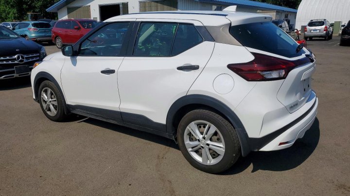 Nissan Kicks  2023
