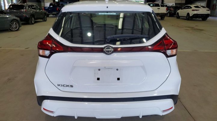 Nissan Kicks  2023