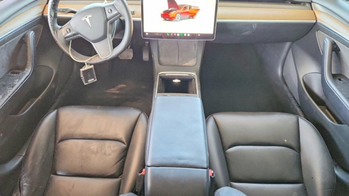 Tesla MODEL  2022