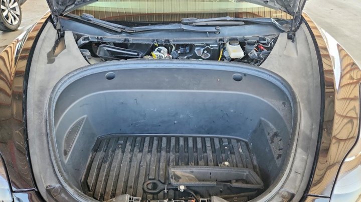 Tesla MODEL  2022