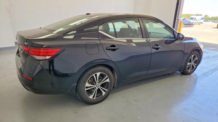 Nissan Sentra  2023