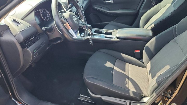 Nissan Sentra  2023
