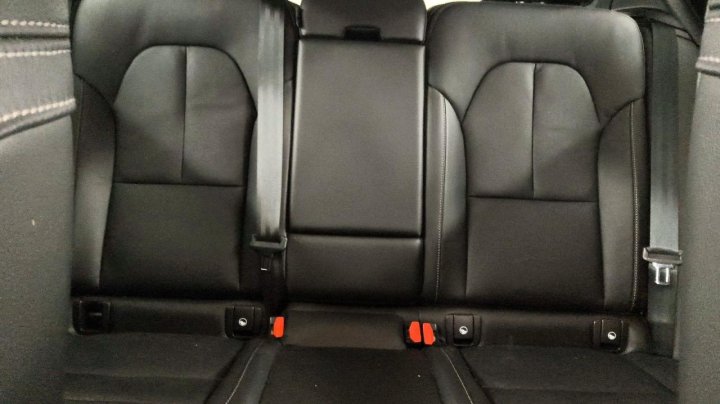 Volvo XC40  2024