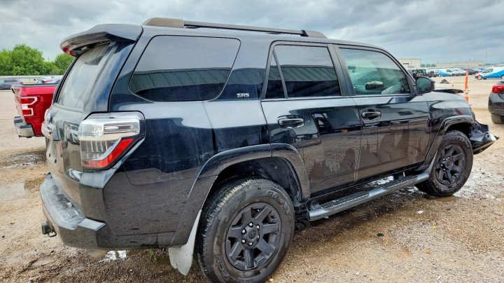 Toyota 4runner  2016