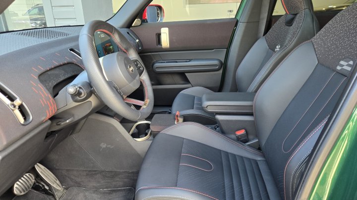 MINI Countryman JCW 2025