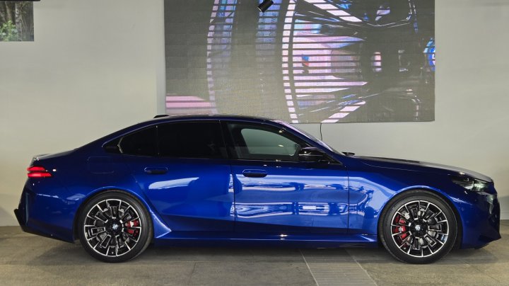 BMW M5 2025