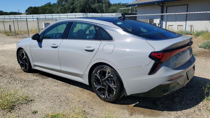 KIA K5  2025