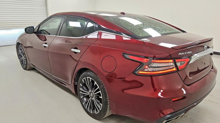 Nissan Maxima  2020