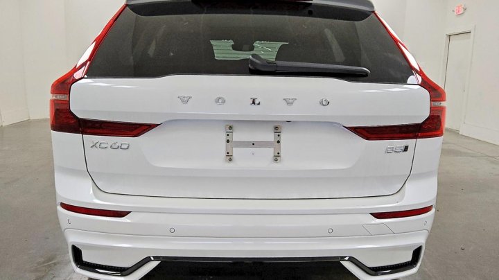 Volvo XC60  2026