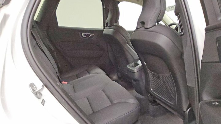 Volvo XC60  2026