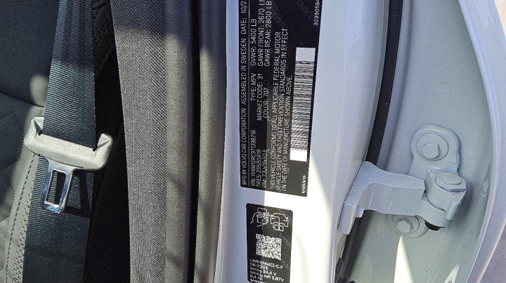 Volvo XC60  2026