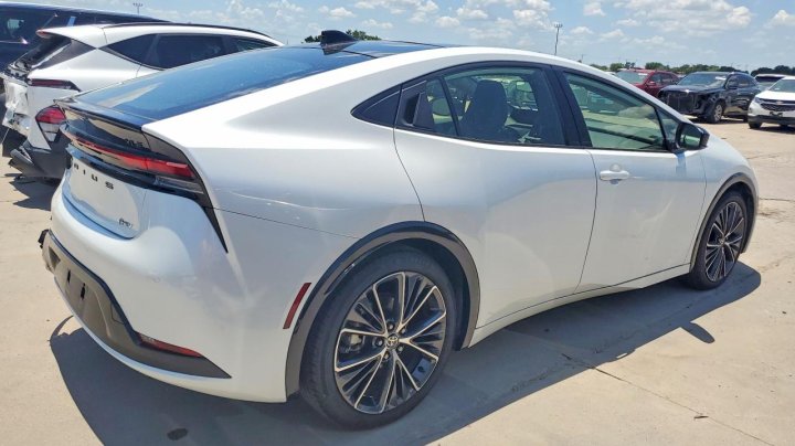 Toyota Prius  2025