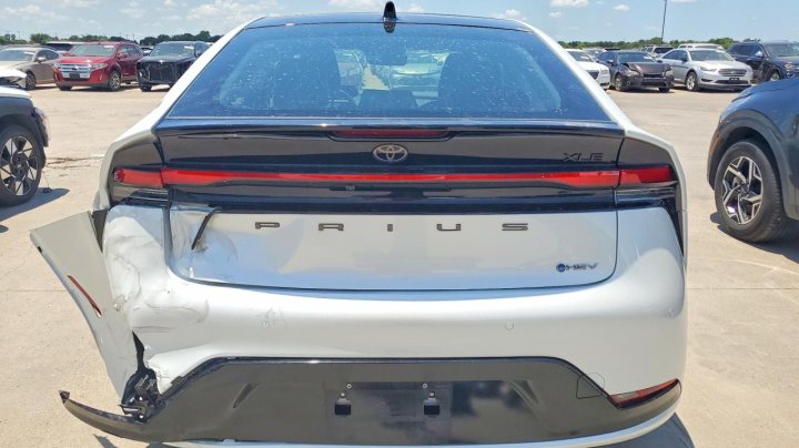 Toyota Prius  2025